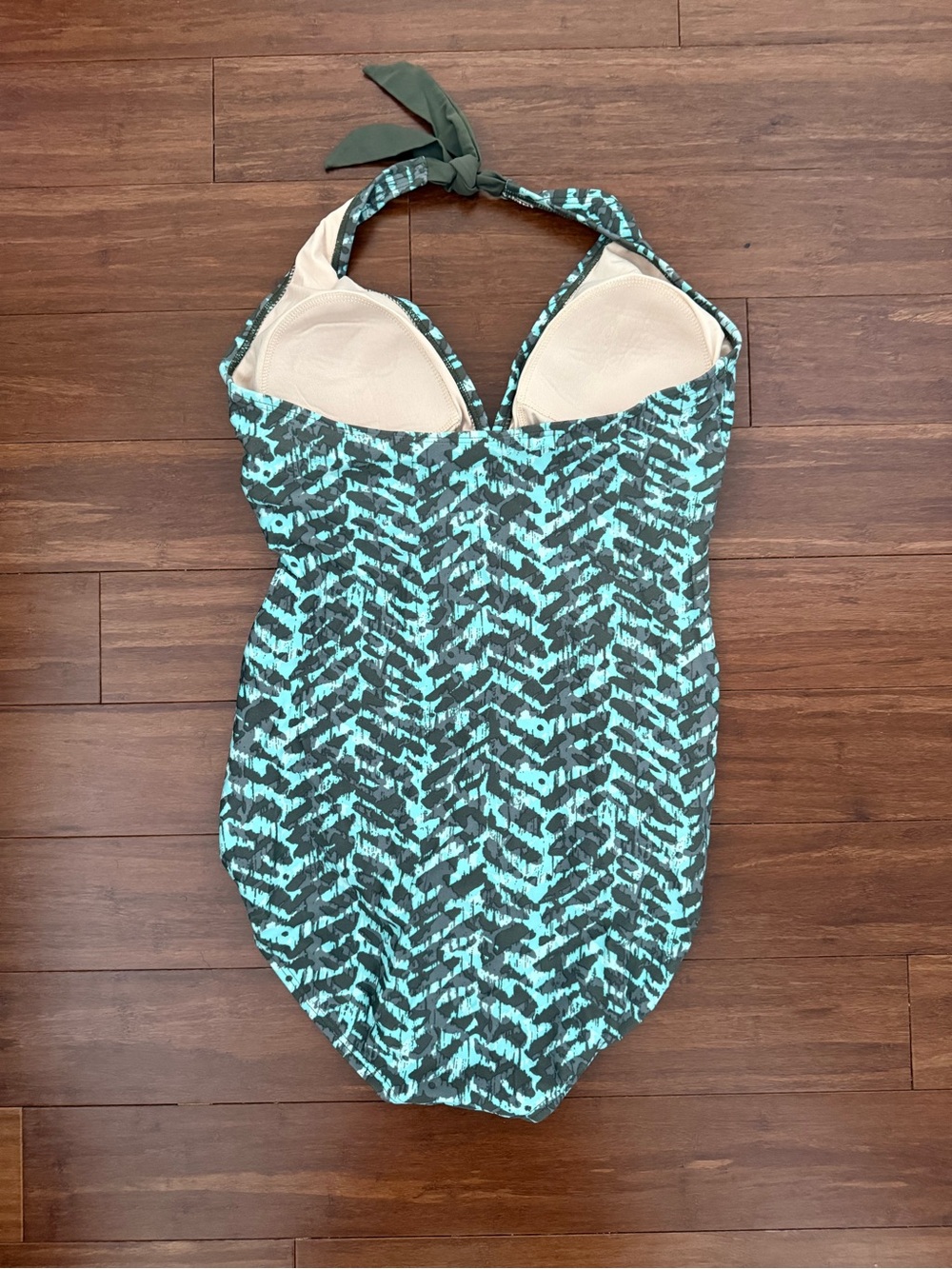 Sands Point Halter One Piece Swimsuit Blue Green Printed Women’s Size L - Picture 5 of 7